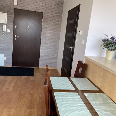 Komfortowe Studio 52 M2 W Centrum Grojca Grojec  Dış mekan fotoğraf