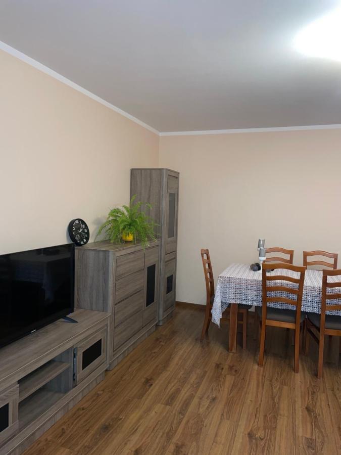 Komfortowe Studio 52 M2 W Centrum Grojca Grojec  Dış mekan fotoğraf