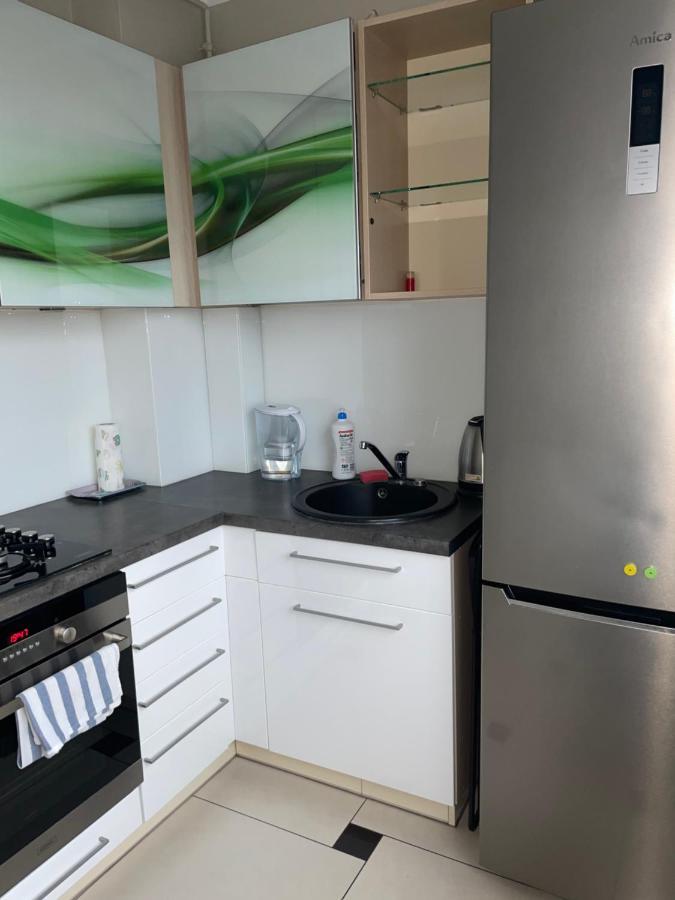 Komfortowe Studio 52 M2 W Centrum Grojca Grojec  Dış mekan fotoğraf