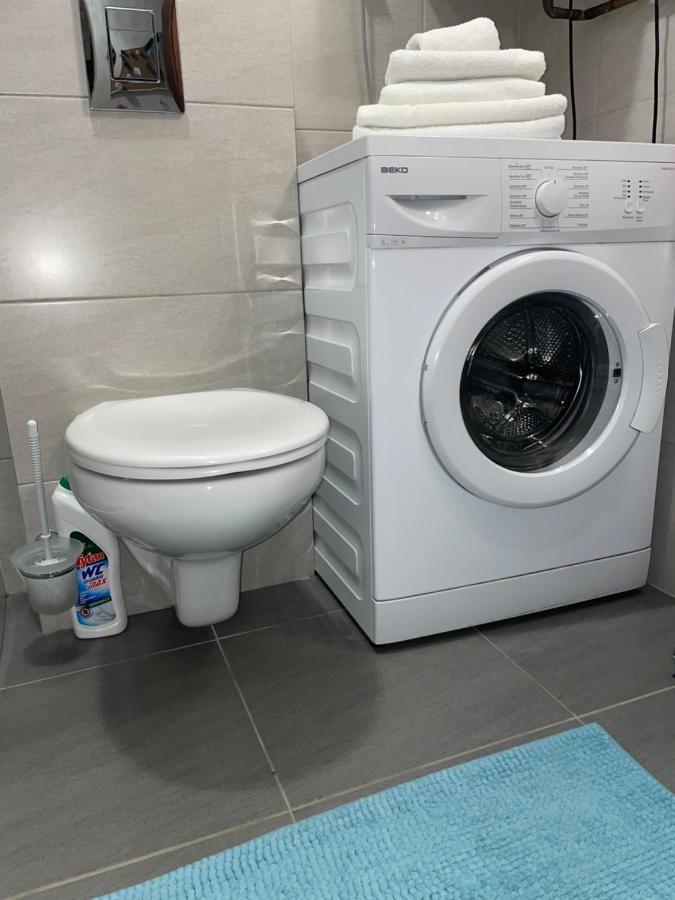 Komfortowe Studio 52 M2 W Centrum Grojca Grojec  Dış mekan fotoğraf