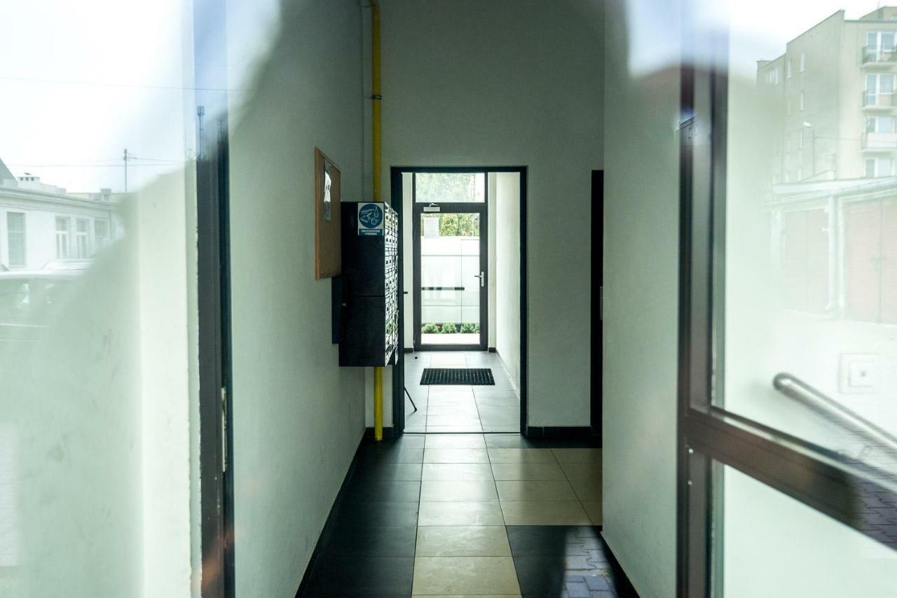 Komfortowe Studio 52 M2 W Centrum Grojca Grojec  Dış mekan fotoğraf